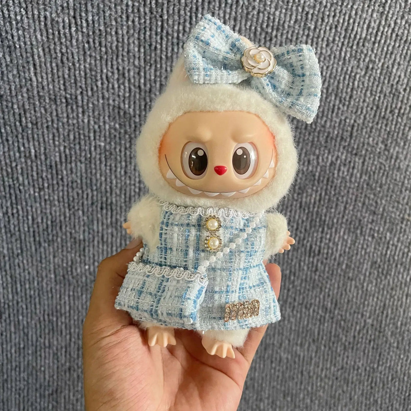 New 2025 LabubuBU Generation Can Wear Baby Clothes LABUBU 17cm Doll Cute Dress Casual Suit. Clothes  Doll Clothes