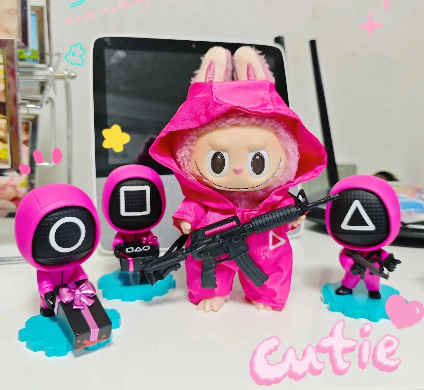 Labubu Clothes Sportswear Set, available in green and pink colors, with different numbers and patterns for the pink jumpsuit